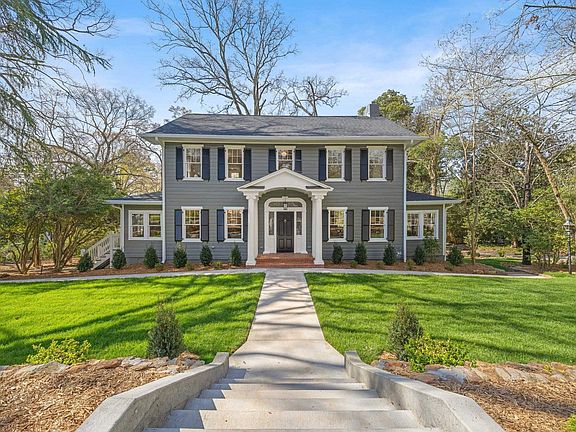 2nd image of 100 Overbrook Cir