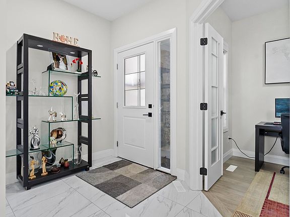 4th image of 6423 175th Ave NW