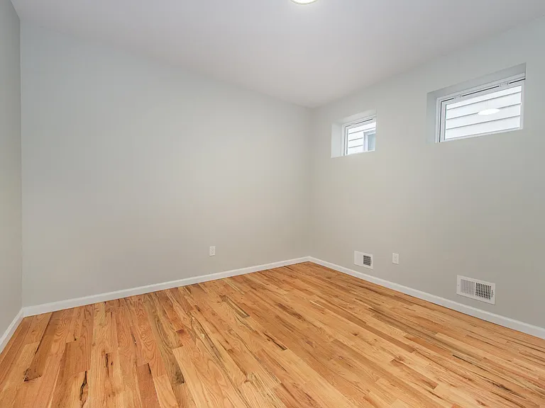 73 Brookwood St #1LL — Photo 8