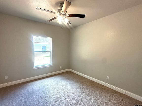 5th image of 110 Mowery Ln