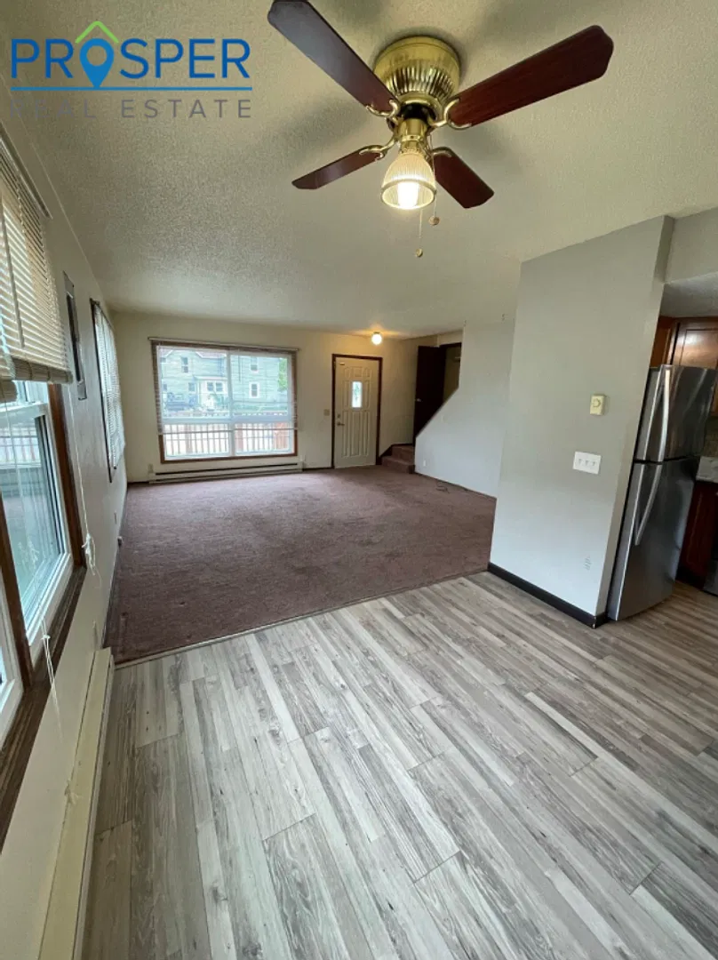 Great 4 Bedroom Close to Water Street. Available June 2027 - First month rent credit $200! — Photo 3