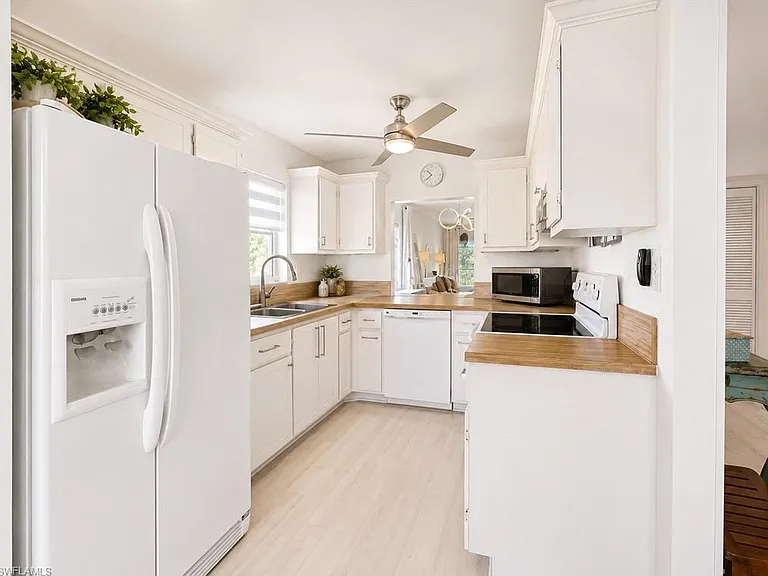 1056 Forest Lakes Dr #A201 — Photo 9