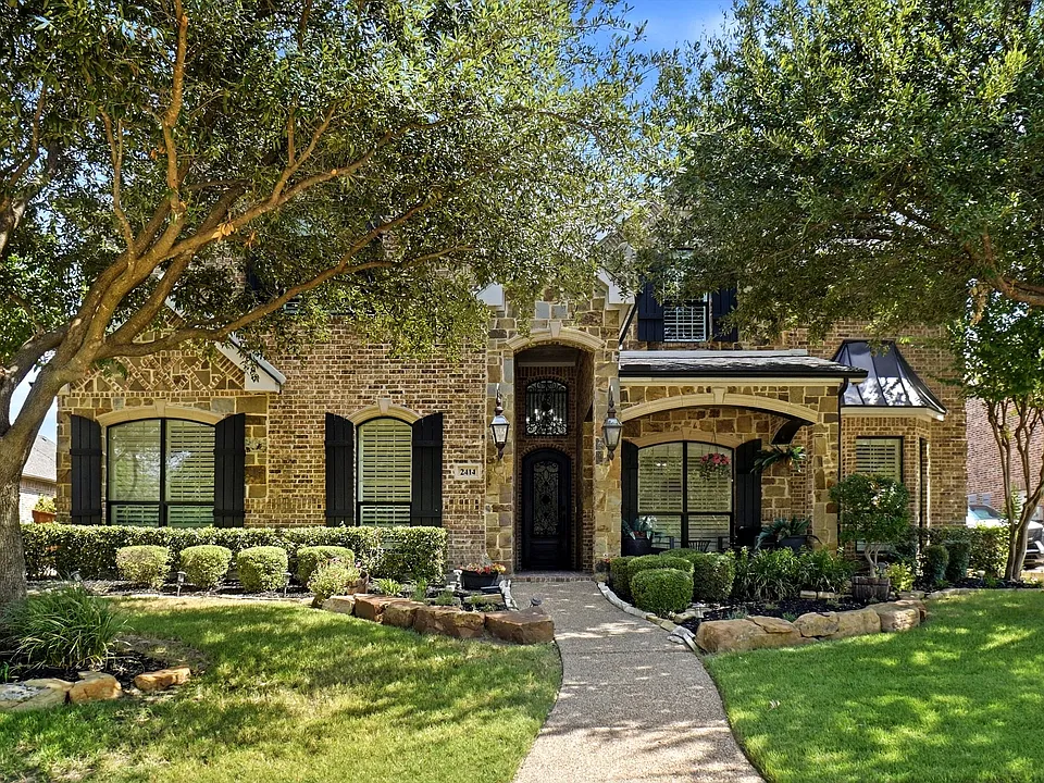 2414 Trophy Club Dr