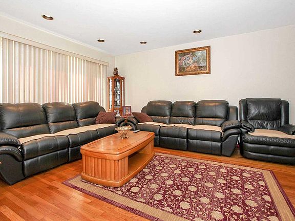 2nd image of 33 Spencer Dr