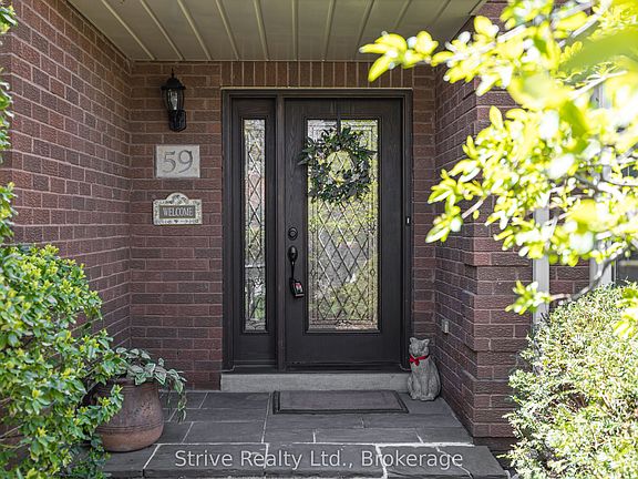 4th image of 59 Blackcreek Trl