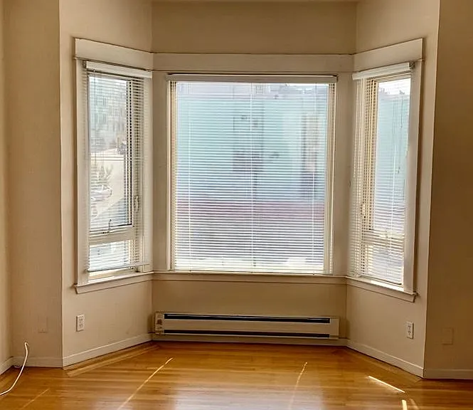 1410 Broadway — Photo 4