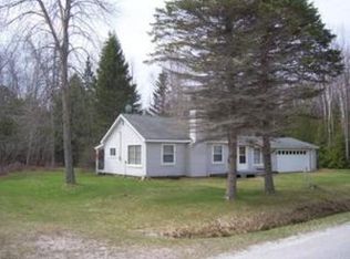 6020 Sturgeon Point Rd, Harrisville, MI 48740