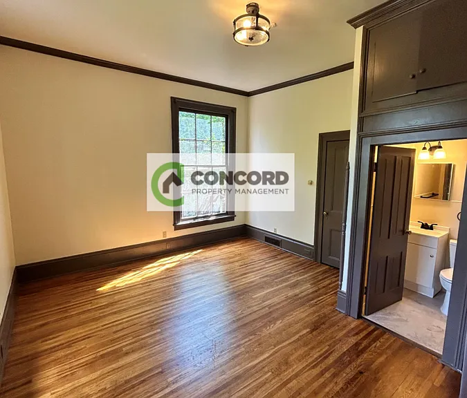 102 S Mendenhall St #G — Photo 6