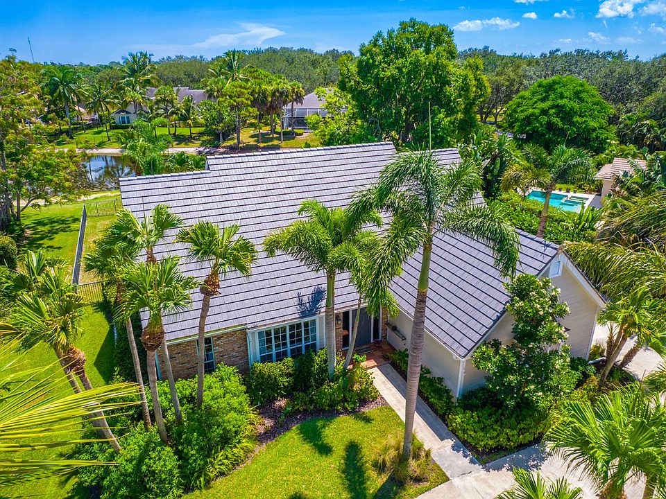 1st image of 18360 SE Lakeside Drive