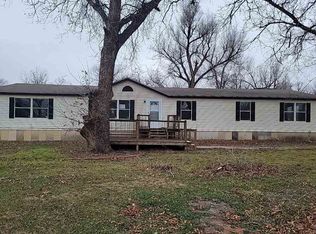 505 Washington Ave, Mountain View, OK 73062