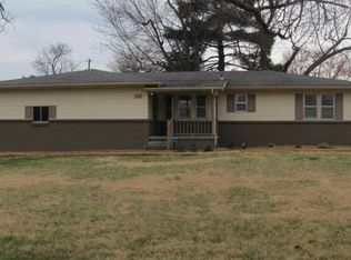 3946 W Dover St, Springfield, MO 65802