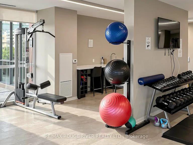 1486 Bathurst St #503 — Photo 35
