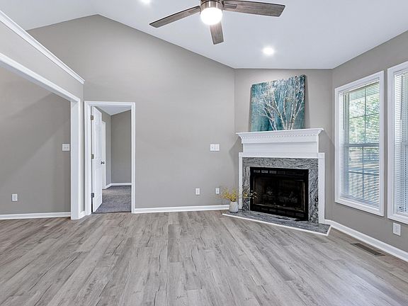 5th image of 1443 Smokey Mountain Dr