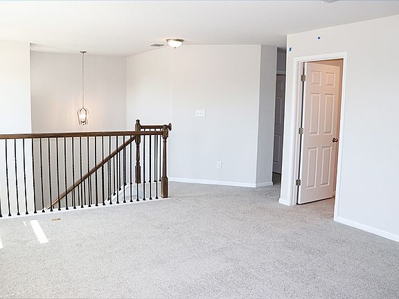 5th image of 3200 College Park Dr #89