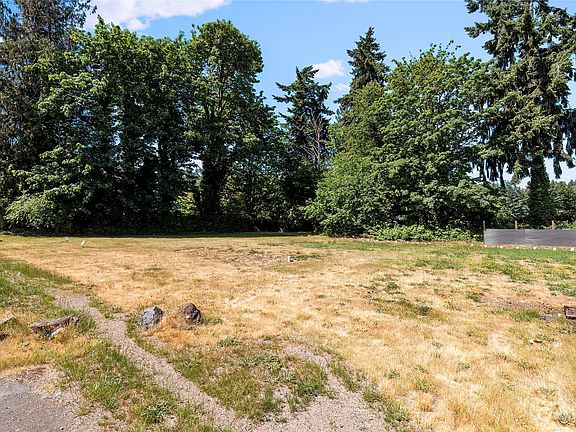 Rear of Property>