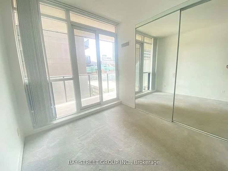 770 Bay St #1010 — Photo 11