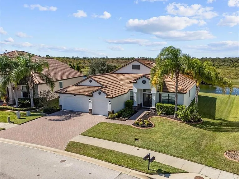 4056 Sunset Lake Dr — Photo 6