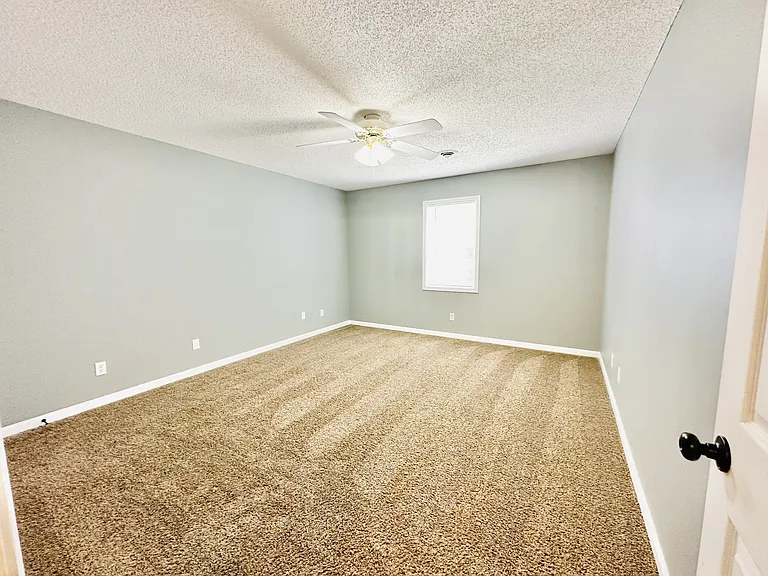 3248 N Senseney Cir — Photo 12