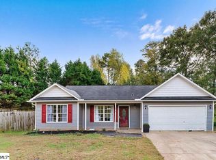 816 Gray Eagle Ln, Boiling Springs, SC 29316