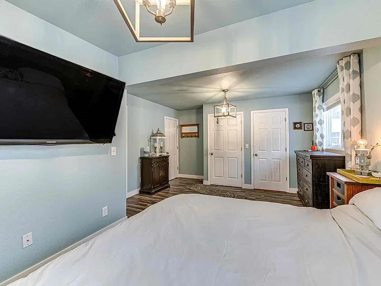 Two closets in the upstairs King room.