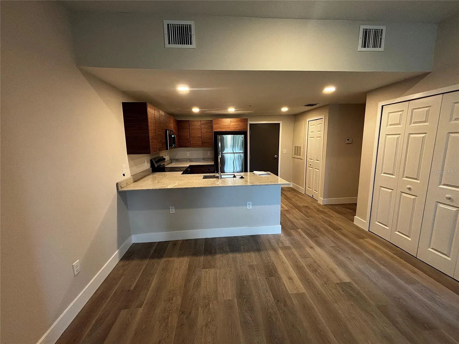 4424 South Texas Avenue -1-205 - 1-205 — Photo 3