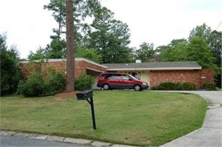 1st image of 201 Deerwood Cir