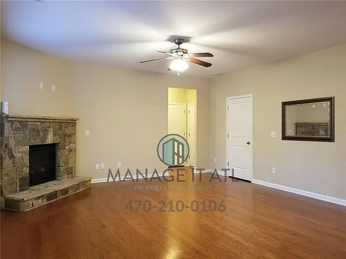 3673 Fallen Oak Dr — Photo 10