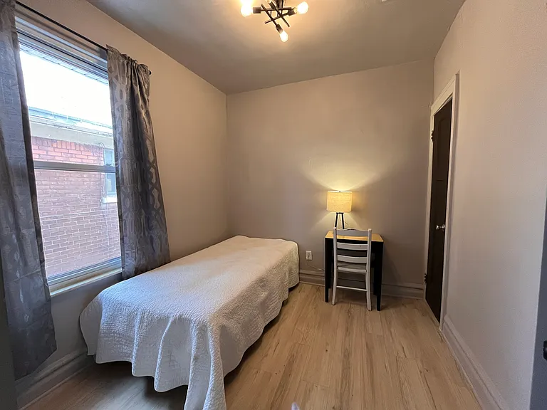 2700 Calvert St #2 — Photo 15