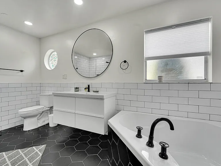 945 Sunflower Ave — Photo 16