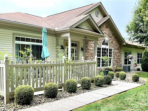 2nd image of 264 Stonegate Blvd