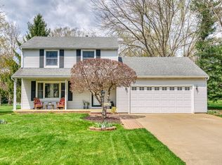 59426 Annah Dr, New Hudson, MI