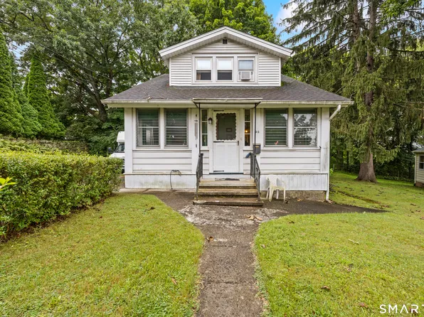26 Fairview Street, Watertown, CT 06779