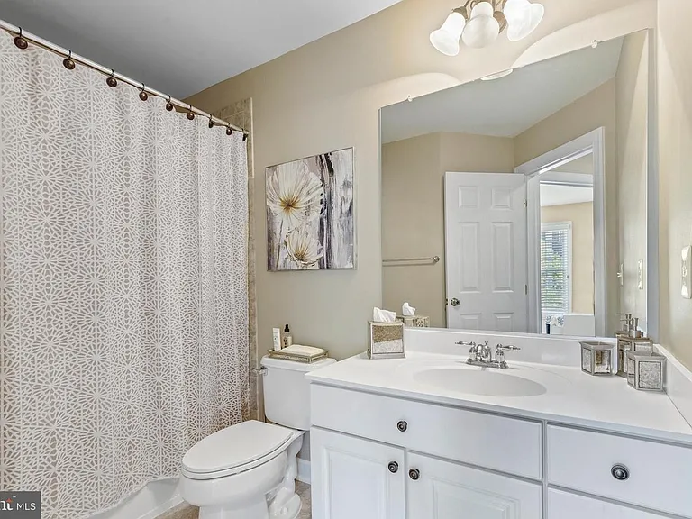 426 Ferdinand Day Dr — Photo 14