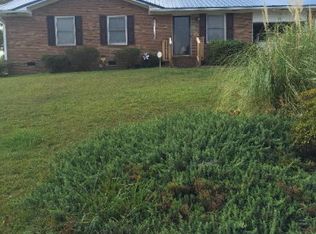 501 Winchester Dr, Gaffney, SC 29341