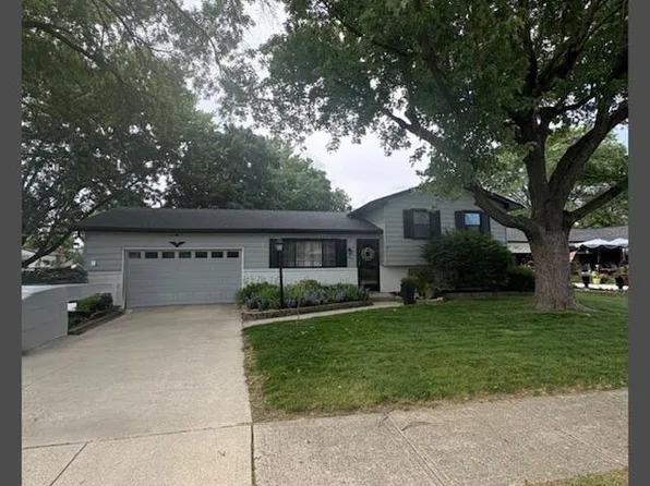 2598 Parlin Dr, Grove City, OH 43123