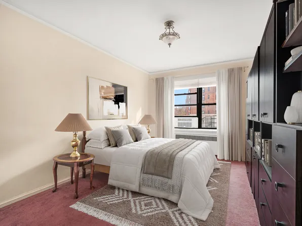 251 Seaman Avenue 6A image 2 of 5