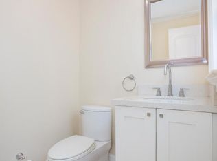 877 Hampshire St, San Francisco, CA 94110
