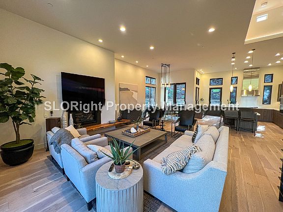 4th image of 2279 San Luis Dr