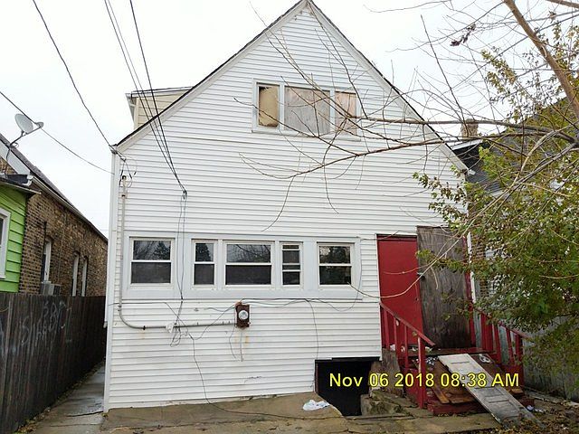 2nd image of 922 N Pulaski Rd