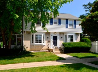4350 Keeney St, Skokie, IL