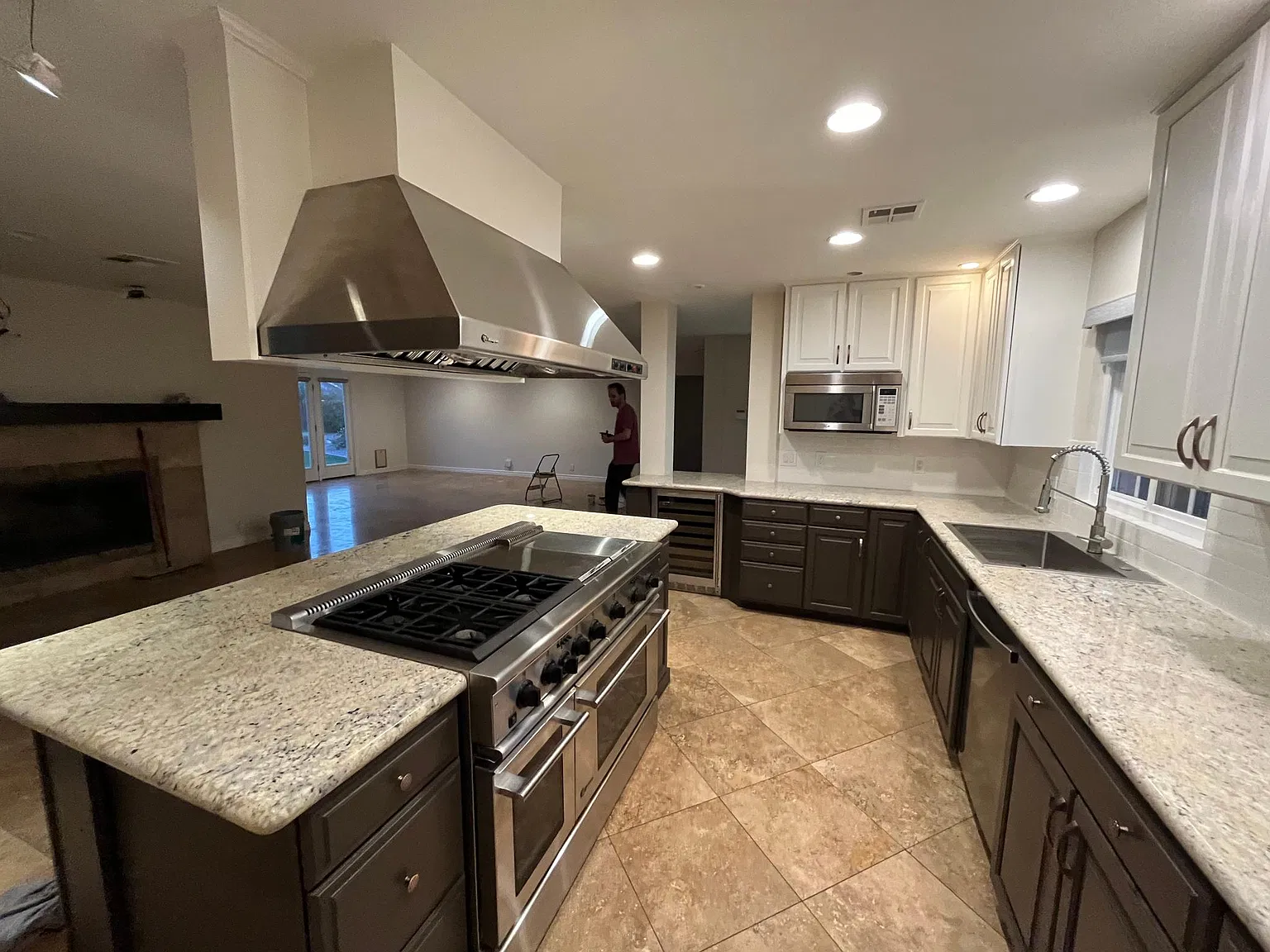 3701 E Highland Ave — Photo 3