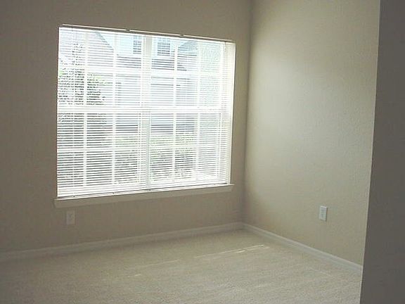 4th image of 3510 Wembley Way APT 105