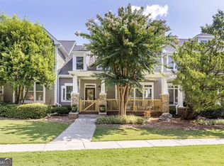 1220 Freedom Ln, Roswell, GA 30075