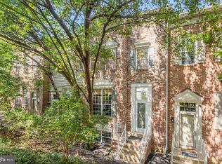 6009 Riddle Walk, Alexandria, VA 22312