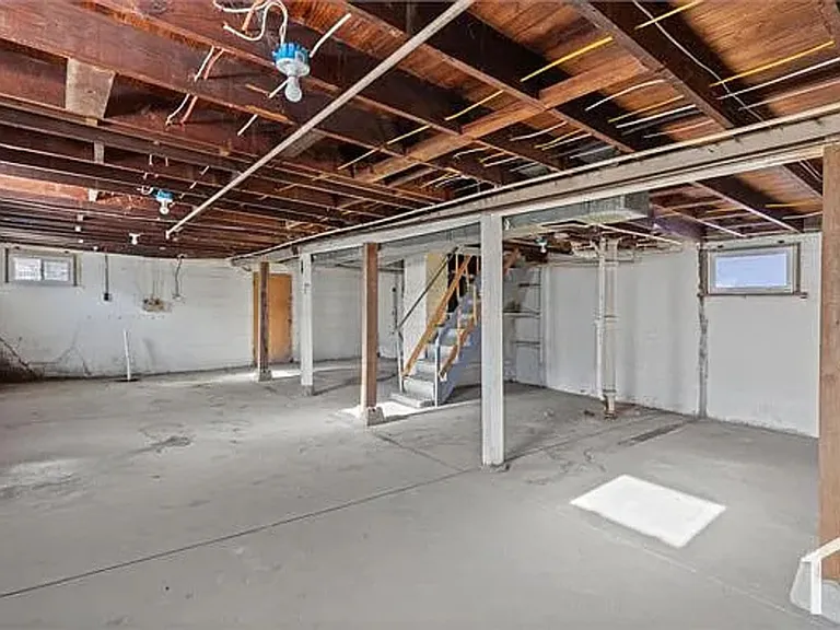 5415 Hamilton Ave — Photo 15