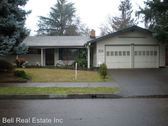 371 Ivanhoe Ave Eugene Or 97404 Zillow