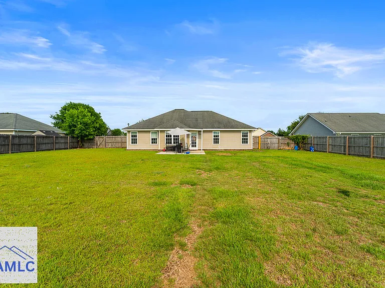 162 NE Mancey Garrason Loop — Photo 12