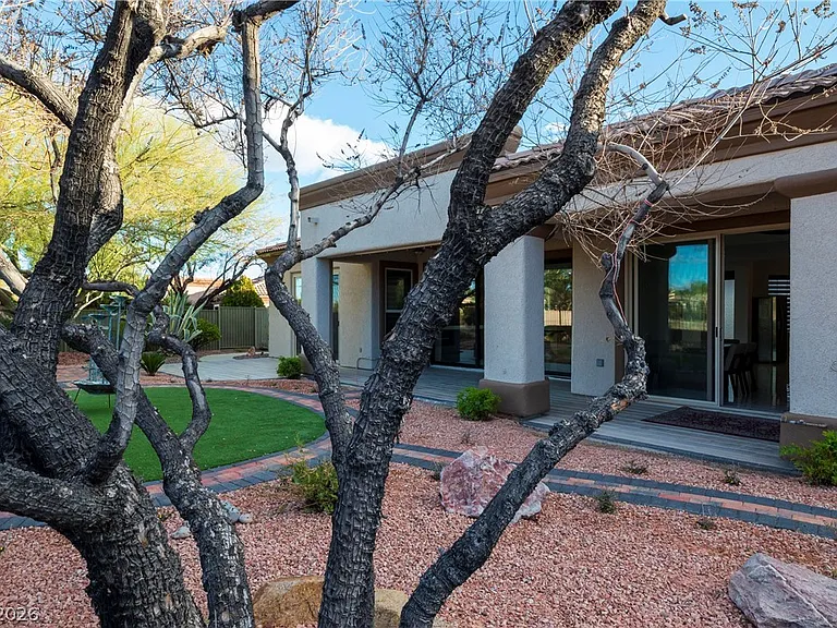 10534 Mandarino Ave — Photo 8