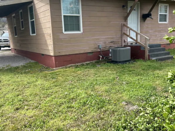 1227 N Kansas Expy #A, Springfield, MO 65802