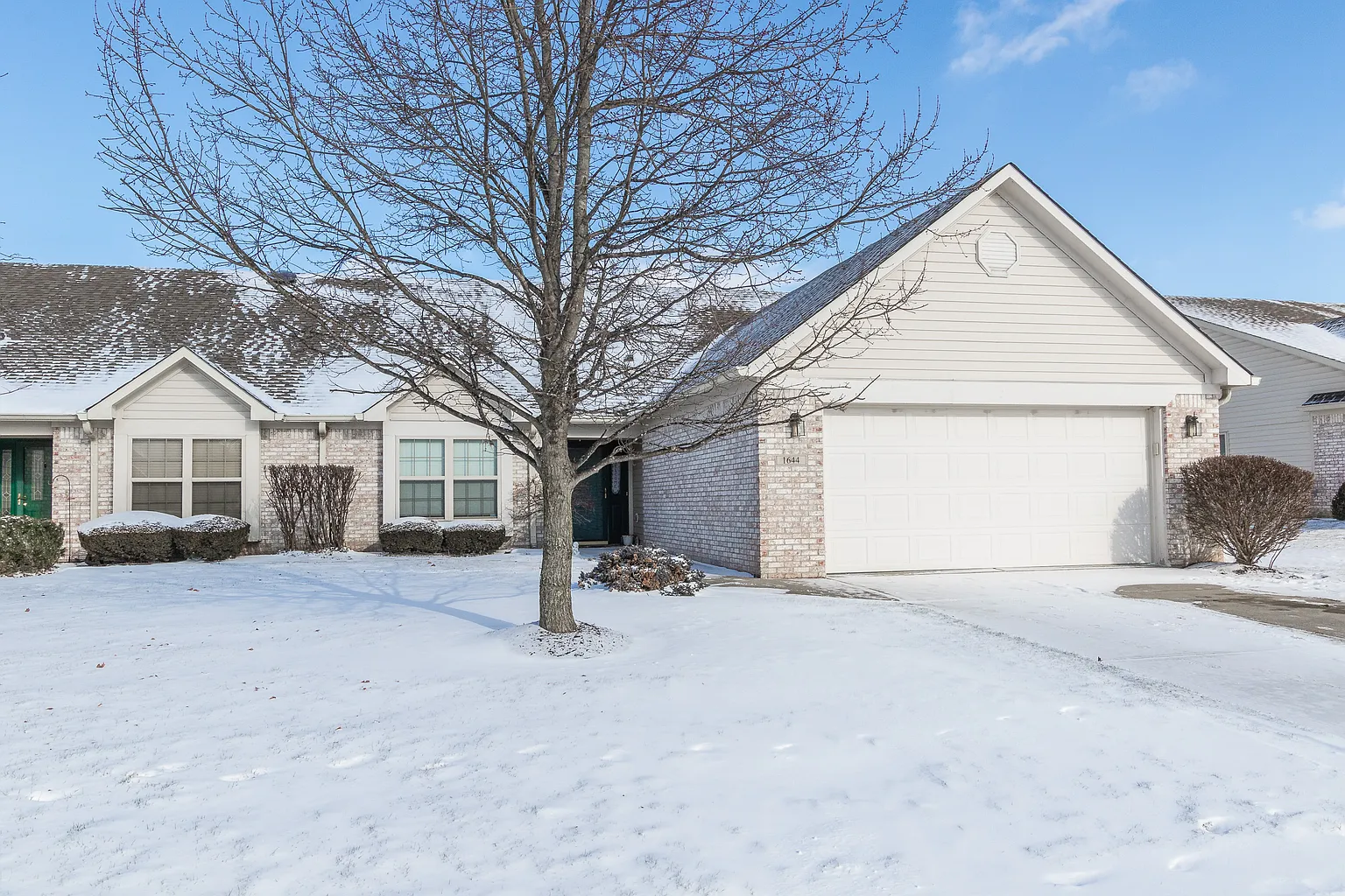 1644 Fairfield Cir photo 1